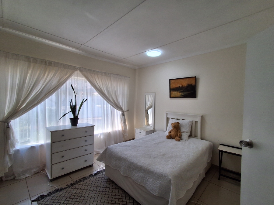 4 Bedroom Property for Sale in Flamwood North West